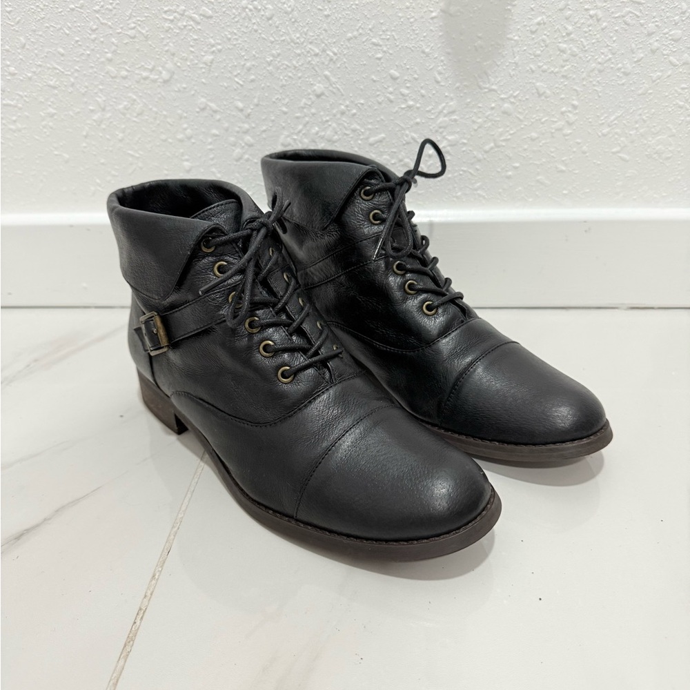 Steve Madden‎ Black Leather Ankle Boots 10M